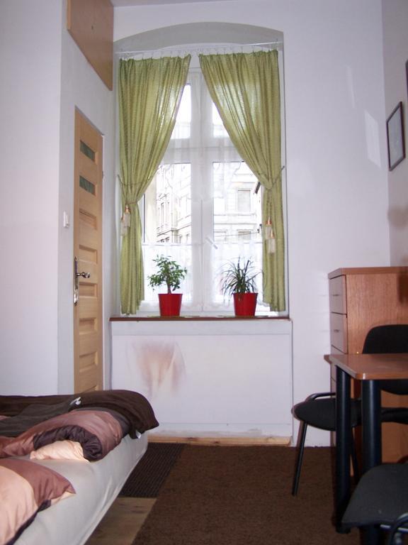 Film Hostel Posen Zimmer foto